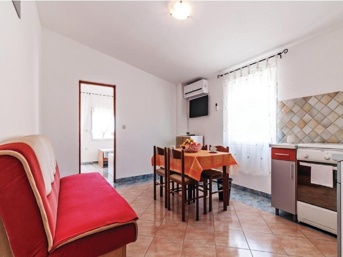 Apartments Hak Vir Luaran gambar